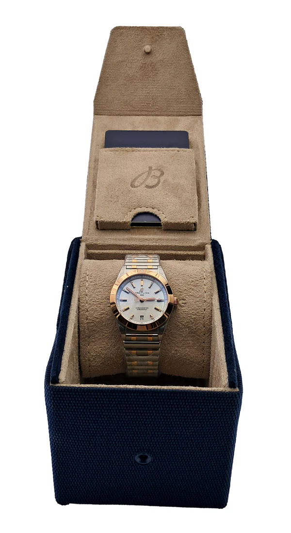 Breitling Chronomat Quartz Mother of Pearl 32mm - Image 2